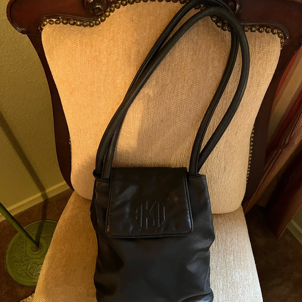 Elegant Blue Leather Shoulder Bag